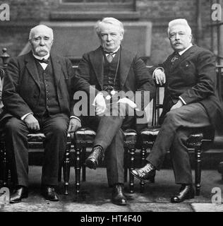 Il Primo ministro francese George Clemenceau, il Premier britannico David Lloyd-George e Primo Ministro italiano Vittorio Emanuele Orlando circa 1919 Foto Stock