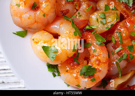 Gamberi aglio pinchos tapas dalla Spagna gambas al ajillo Foto Stock