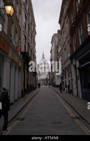 Vista di San Paolo a Londra Inghilterra Foto Stock