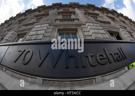 Vista esterna del Cabinet Office strada segno in Whitehall, Londra. Foto Stock