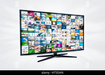 TV widescreen ad alta definizione con schermo video gallery. Televisione e Internet concept Foto Stock