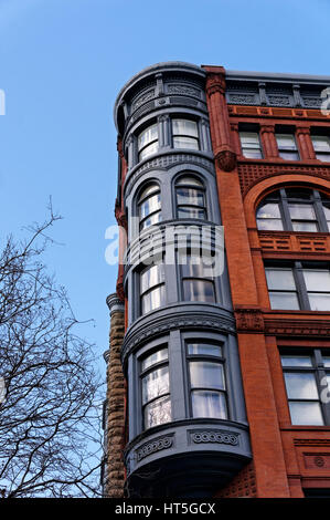 Era Vittoriana romanica in stile Revival Pioneer edificio in Pioneer Square quartiere storico, Seattle Foto Stock