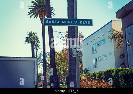 Santa Monica boulevard sign in Los Angeles, California Foto Stock