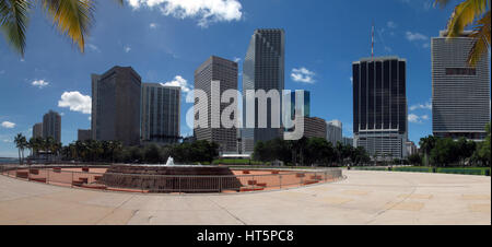 Bayfront Park e Biscayne Boulevard skyline, Down Town Miami, Florida, Stati Uniti Foto Stock