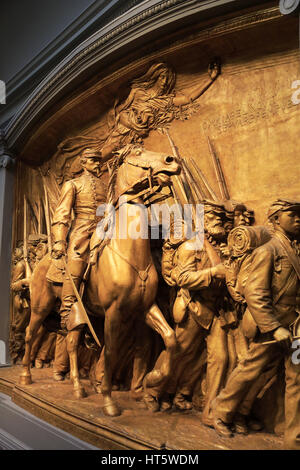 Il modello di Memorial a Robert Gould Shaw e il Massachusetts cinquantaquattro Regiment di Augustus Saint-Gaudensin nella National Gallery of Art. Washington Foto Stock