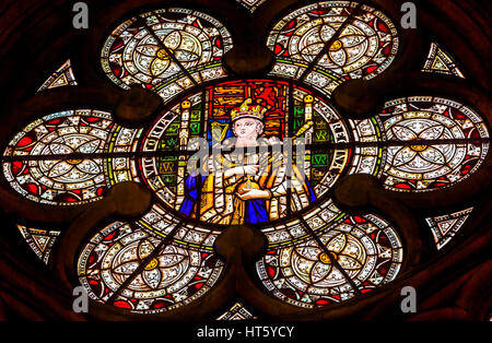 La regina Victoria vetrate del XIII secolo la Chapter House Westminster Abbey Church Londra Inghilterra. Westminister Abbey è stato il luogo di sepoltura di Brit Foto Stock