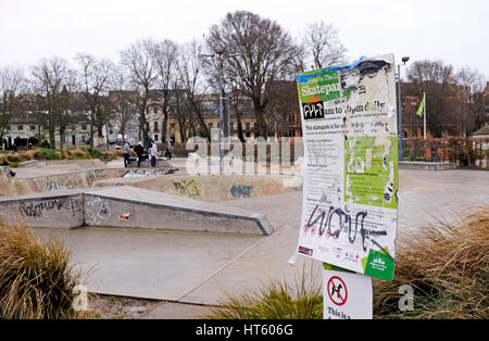 Il livello Skatepark in Brighton dove non ci sono stati problemi con i trafficanti di droga Foto Stock