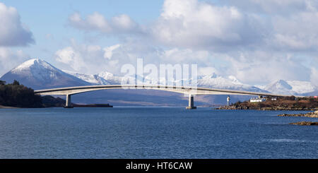 Ponte stradale di Skye, Kyle of Lochalsh, West Highlands Foto Stock