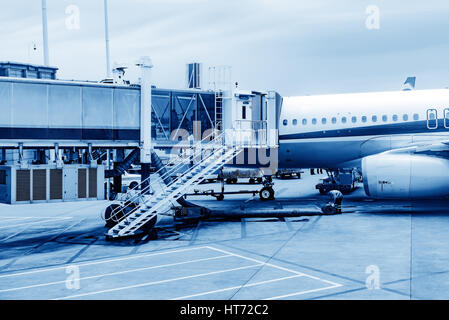 Shanghai Pudong Airport ponte di imbarco Foto Stock