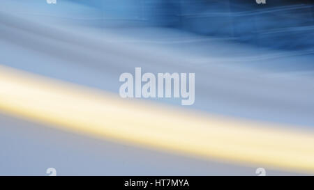 Colorata orizzontale di motion blur texture di sfondo. Abstract gli effetti di luce di pubblico interno da un otturatore a bassa velocità e una lunga esposizione shot. Foto Stock