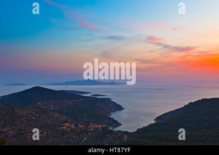 Le isole greche prima del sorgere del sole Foto Stock