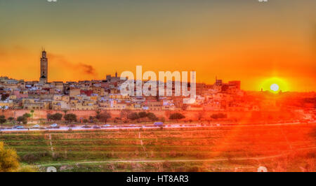 Panorama di Meknes la sera - Marocco Foto Stock