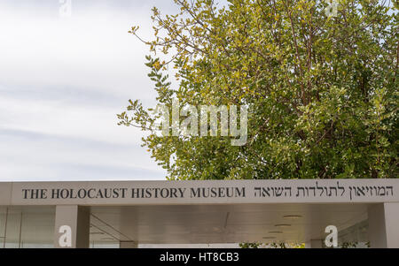 Yad Vashem è Israele ufficiale memoriale per le vittime dell'Olocausto. Istituito nel 1953, Yad Vashem è sul versante occidentale del monte Herzl Foto Stock