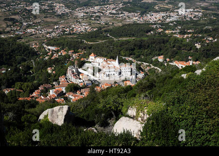 Vista aerea del Palazzo Nazionale di Sintra, Portogallo Foto Stock