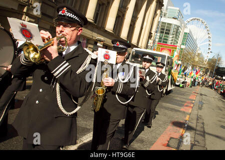 13/03/2011 Festival irlandese di parade , Manchester . GMP nella banda della polizia Foto Stock