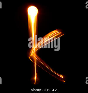 K - creato da luce lettere minuscole Foto Stock