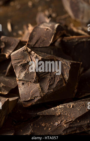 Organici dolci Semi Dark Chocolate Chunk per la cottura Foto Stock