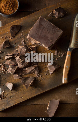 Organici dolci Semi Dark Chocolate Chunk per la cottura Foto Stock