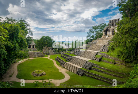 Templi della Croce gruppo presso le rovine maya di Palenque - Chiapas, Messico Foto Stock