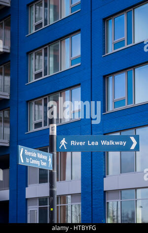 London City isola sviluppo moderno, Canning Town, Londra, Inghilterra, Regno Unito Foto Stock