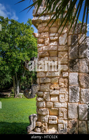 Maschera di tono a Chichen Itza - Yucatan, Messico Foto Stock