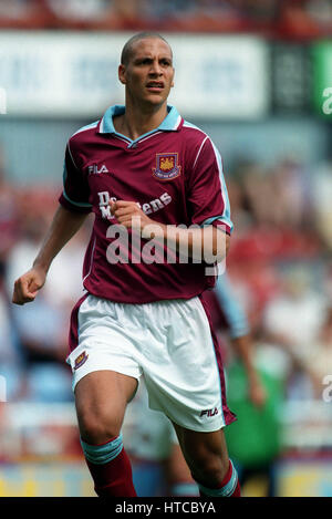 rio-ferdinand-west-ham-united-