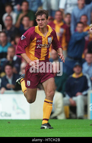 DAVID WETHERALL BRADFORD CITY FC 11 Settembre 1999 Foto Stock