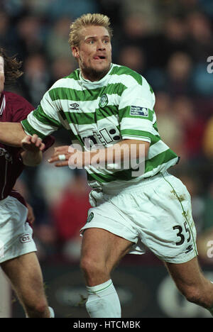 JOHAN MJALLBY Glasgow Celtic FC 20 Novembre 1999 Foto Stock