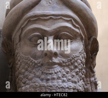 Lamassu dal palazzo di Sargon II Gli Assiri. 721-705 A.C. Khorsabad Palace. Dettaglio testa. Il museo del Louvre. Parigi. La Francia. Foto Stock