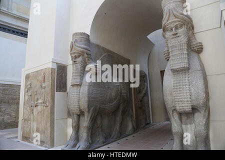 Lamassu dal palazzo di Sargon II Ingresso monumentale. Gli Assiri. 721-705 A.C. Khorsabad Palace. (Dur Sharrukin, Iraq) . Il museo del Louvre. Parigi. Fran Foto Stock