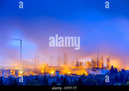 Impianto petrolchimico in Edmonton Alberta, Canada Foto Stock