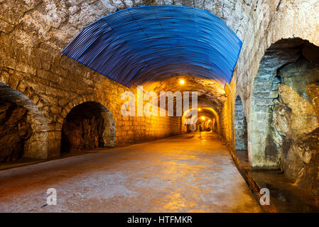 Wet tunnel pedonale in Cina la città di Xiamen. Foto Stock