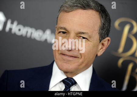 La città di New York. 13 Mar, 2017. Robert Iger assiste il 'La Bella e la Bestia' New York proiezione a Alice Tully Hall, Lincoln Center il 13 marzo 2017 a New York City. | Verwendung weltweit Credito: dpa/Alamy Live News Foto Stock