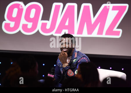 Hollywood, FL, Stati Uniti d'America xiv Mar, 2017 Gucci Mane visis stazione radio 99JAMZ su Marzo 14, 2017 in Hollywood Florida Foto Stock