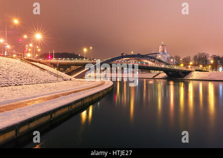 Torre di Gediminas e Mindaugas Bridge, Vilnius Foto Stock