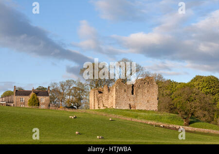 I resti del castello di Thirlwall, Northumberland, Inghilterra Foto Stock