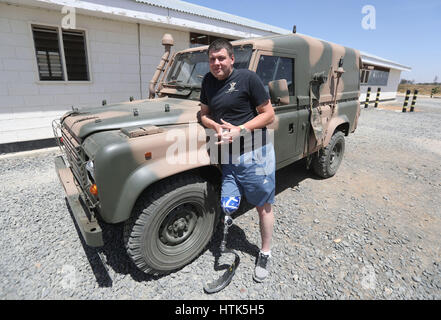 Fusilier Sean Wiseman dei Royal Highland Fusiliers, 2° Battaglione, reggimento reale di Scozia (2 SCOZZESI) alla base dei reggimenti di Nanyuki, come essi prendono parte all'esercizio di Askari Storm nel nord del Kenya. 08/03/17 Foto Stock