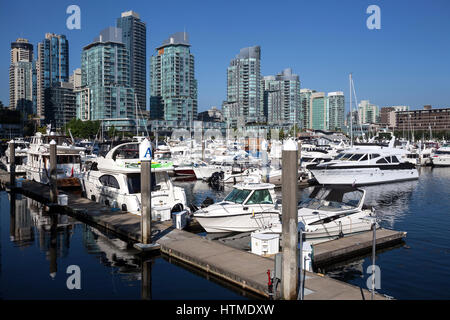 Vancouver Coal Harbour, marina e sullo skyline, Vancouver, British Columbia Provincia, Canada Foto Stock