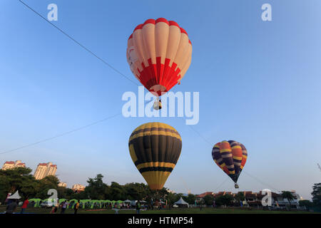 9 Mongolfiere Fiesta Marzo 2017 svoltasi a Kuala Lumpur Foto Stock