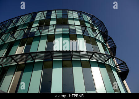 Edificio di ellisse a Swansea, West Glamorgan, Wales, Regno Unito Foto Stock