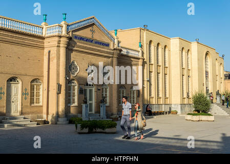 Biblioteca e di edifici per uffici di apostolica Aramenian Santo Salvatore Cattedrale vank (cattedrale), Nuova Julfa distretto di Isfahan, Iran Foto Stock