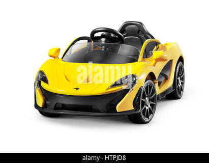 Giallo batteria auto Caricabatterie booster isolato su sfondo bianco Foto  stock - Alamy