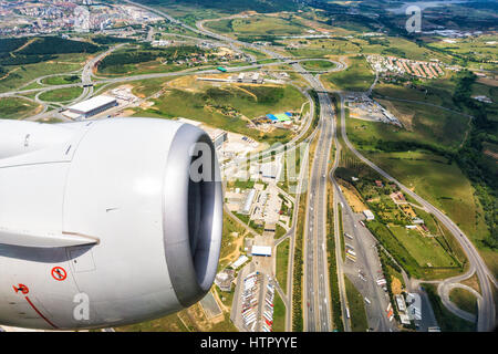 Vista aerea di Istanbul dall'aeroplano Foto Stock