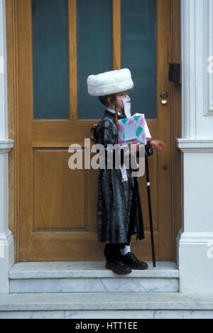 Purim celebrazioni Stamford Hill nel nord di Londra Foto Stock