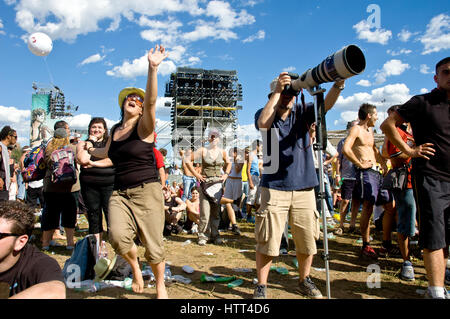 Live 8 concerto, persone al Circo Massimo di Roma Foto Stock