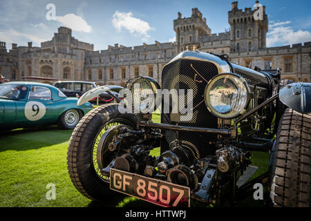 Classic 1930 Bentley Le Mans racing auto sul display nel Castello di Windsor durante il 2016 Concours di eleganza Foto Stock