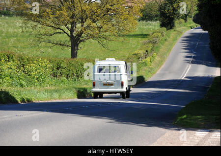 1972 VW Bay Window camper Foto Stock