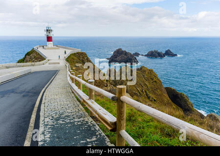 Faro di Cabo Ortegal capo. Provincia di La Coruña, Galizia, Spagna, Europa Foto Stock