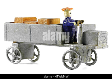 Carrello, pre-guerra rese nel famoso villaggio di Seiffen (Monti Metalliferi/ Germania) Foto Stock