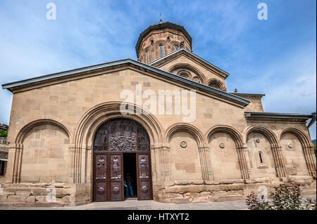 La Georgia, Mtskheta . La seconda più grande tempio di Mtskheta - Samtavro - costruito nel XI secolo . Questo è uno dei più antichi conventi in Georgia , il Foto Stock